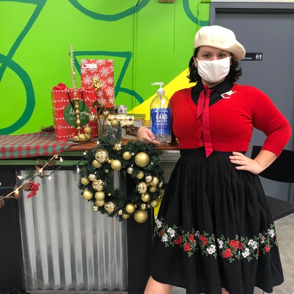 About me & my closet! - Picture 4 of 7